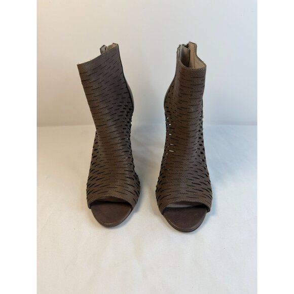 Vince Camuto Krandi Womens Size 7M Brownish Gray Laser Cut Heeled Booties - Picture 2 of 12